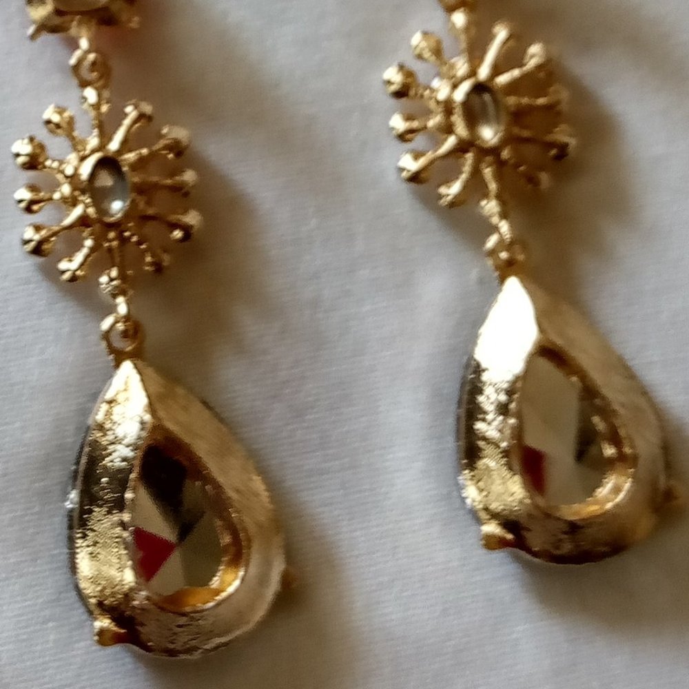 Long Drop Earrings Multi-Color Rhinestones Pierced - Picture 6 of 7